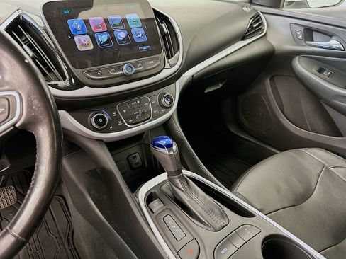 Used 2018 Chevrolet Volt LT w/ Comfort Package FWD image 26