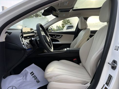 New 2026 Mercedes-Benz E 350 4MATIC Sedan image 11