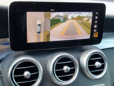 Used 2021 Mercedes-Benz GLC 300 4MATIC Coupe image 28