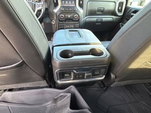 Used 2022 Chevrolet Silverado 2500 LTZ w/ LTZ Convenience Package image 21