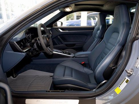 Used 2024 Porsche 911 Carrera S image 9