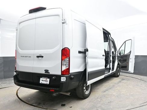 Used 2024 Ford Transit 250 148 Medium Roof image 40