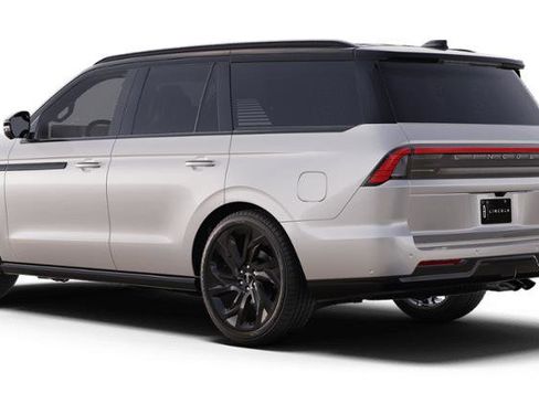 New 2025 Lincoln Navigator Black Label image 25