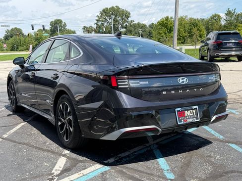 Used 2025 Hyundai Sonata SEL FWD image 3