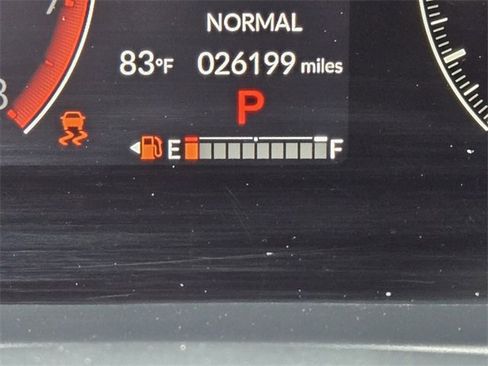 Used 2023 Honda HR-V EX-L image 25