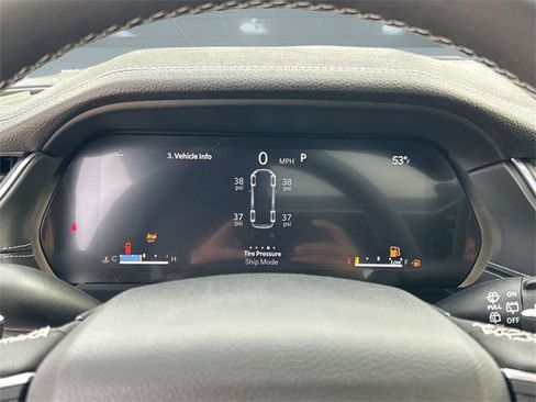 New 2025 Jeep Grand Cherokee L Limited w/ Luxury Tech Group II image 17