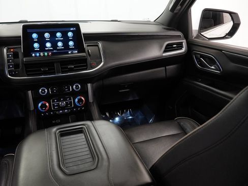Used 2021 GMC Yukon SLT RWD image 28