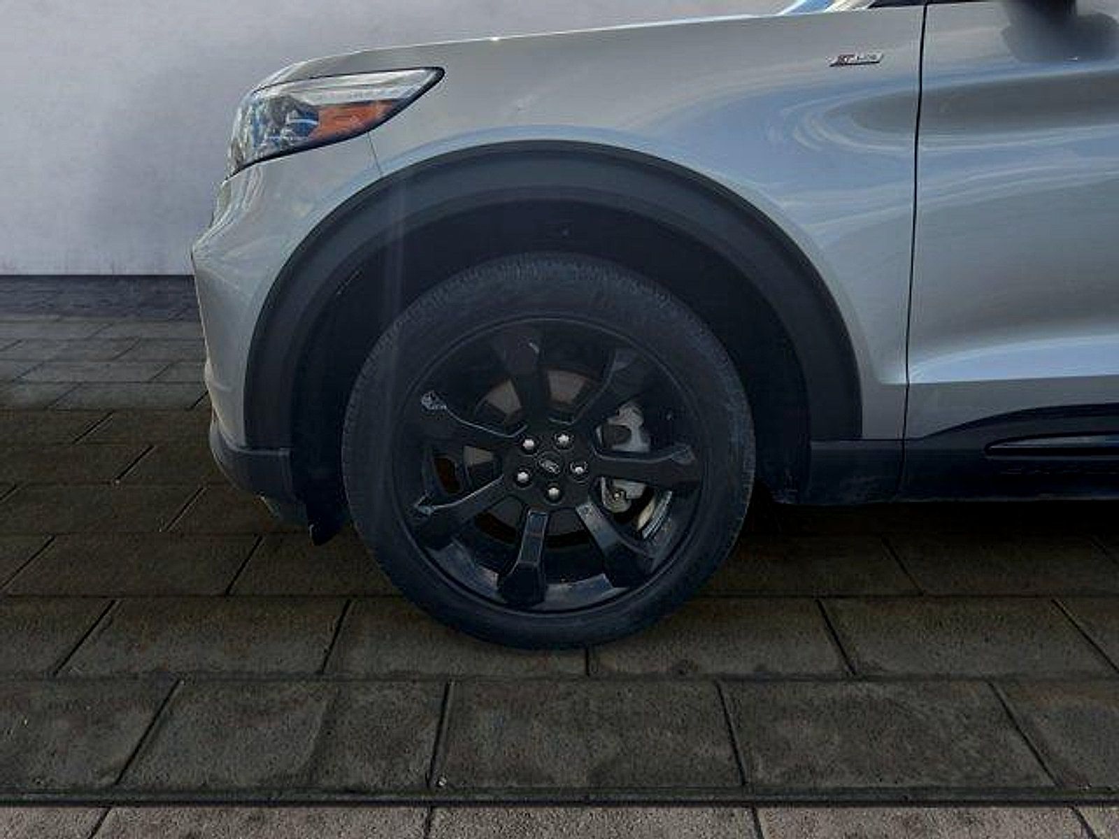 Certified 2023 Ford Explorer ST-Line w/ Class IV Trailer Tow Package AWD/4WD image 26