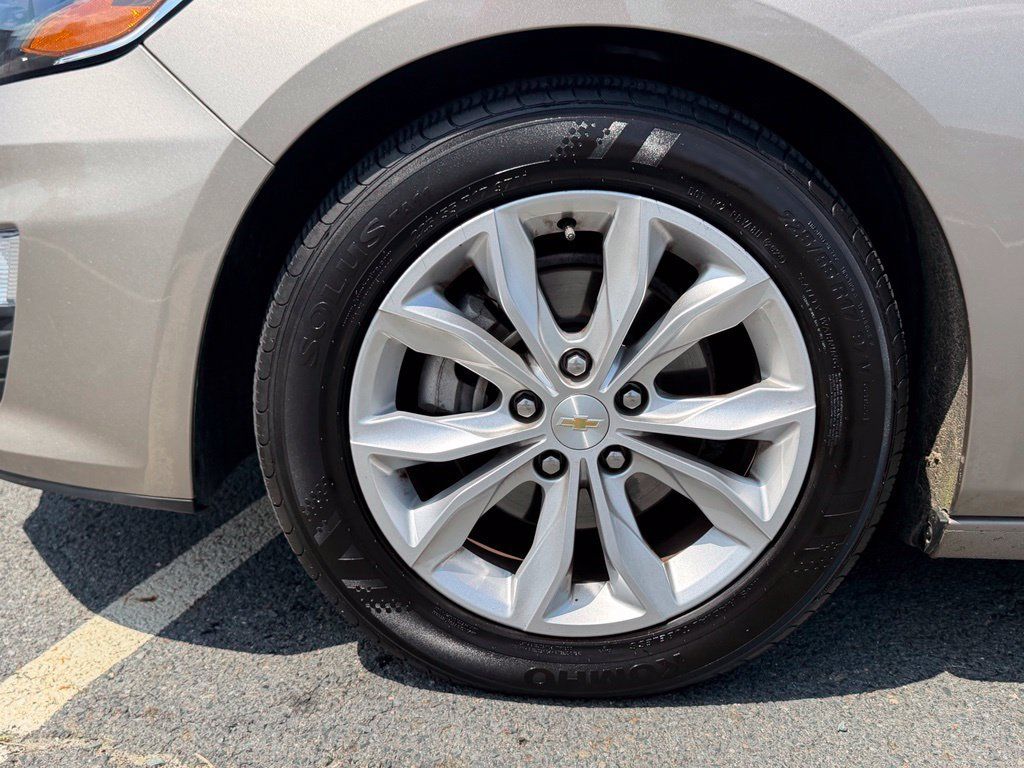 Used 2023 Chevrolet Malibu LT FWD image 10