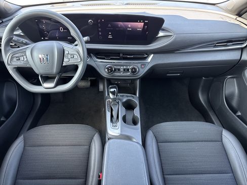 Used 2026 Buick Envista Preferred FWD image 24