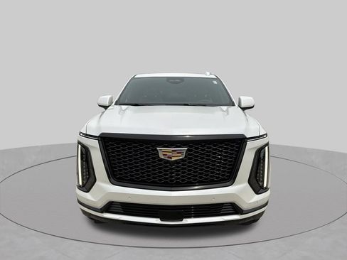 Used 2025 Cadillac Escalade Sport w/ Touring Package AWD/4WD image 5