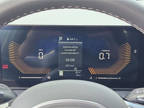 New 2025 Kia Sorento S image 18