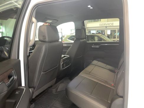 Used 2025 GMC Sierra 2500 SLT w/ SLT Premium Package AWD/4WD image 20