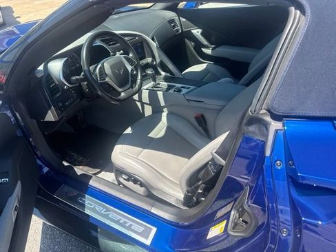 Used 2019 Chevrolet Corvette Grand Sport RWD image 6