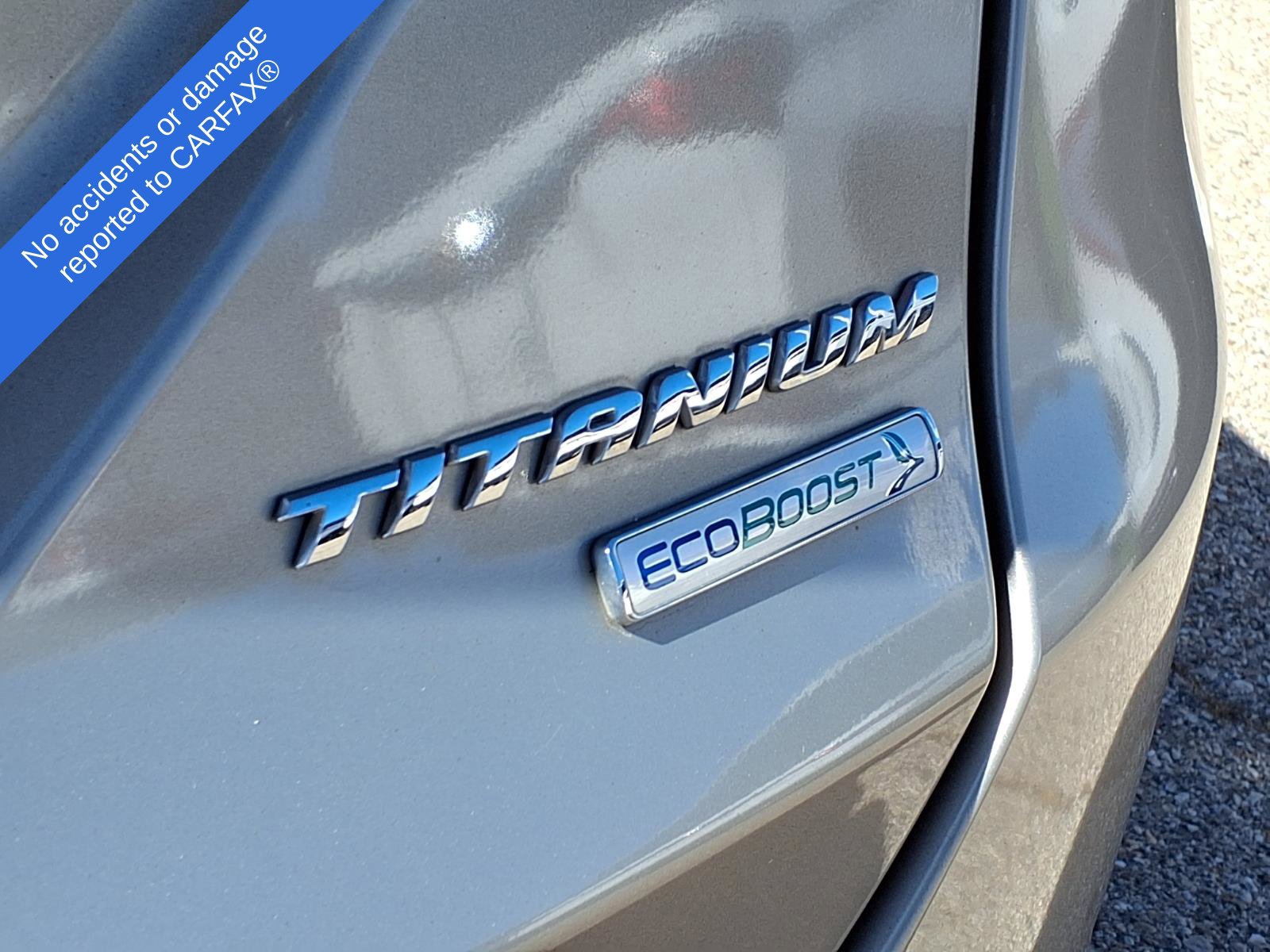 Used 2016 Ford Fusion Titanium FWD image 10