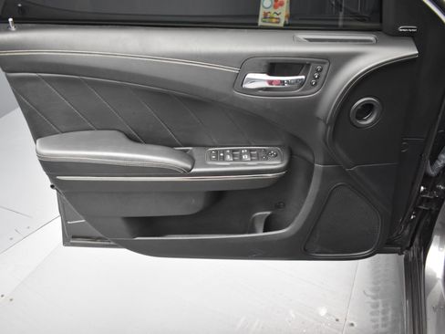 Used 2022 Dodge Charger SRT Hellcat w/ Harman/Kardon Audio Group image 9