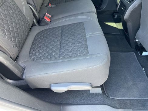 Used 2022 Chevrolet Blazer LT FWD image 20