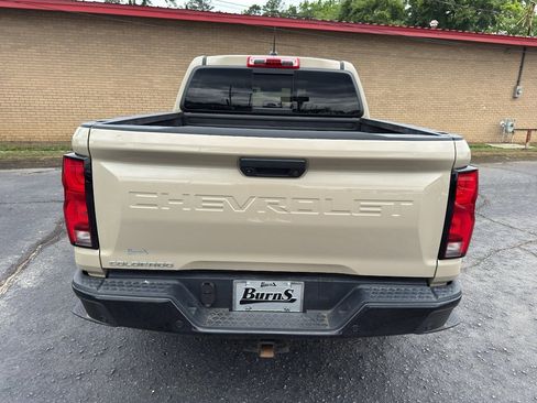 Used 2024 Chevrolet Colorado Z71 w/ Z71 Convenience Package 2 AWD/4WD image 6