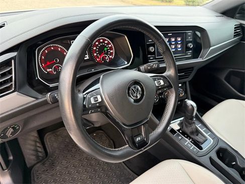 Used 2020 Volkswagen Jetta R-Line w/ R-Line Cold Weather Package image 8