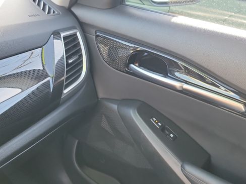 Used 2025 Kia Seltos S FWD image 28