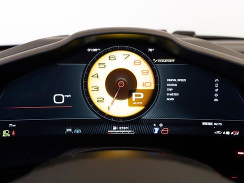 Used 2025 Ferrari Purosangue image 6