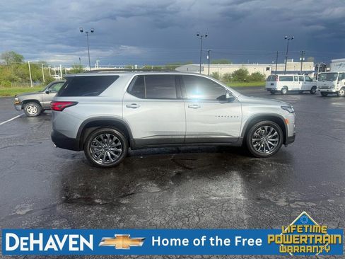 Used 2023 Chevrolet Traverse RS w/ LPO, Floor Liner Package AWD/4WD image 7