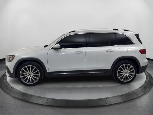 Used 2021 Mercedes-Benz GLB 250 image 9