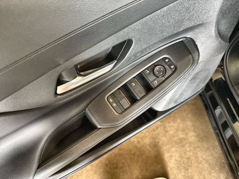 New 2026 Nissan Sentra SV w/ SV Convenience Package FWD image 14