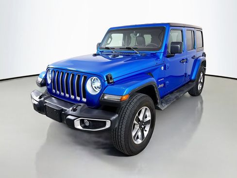 Used 2023 Jeep Wrangler Unlimited Sahara w/ LED Lighting Group AWD/4WD image 3