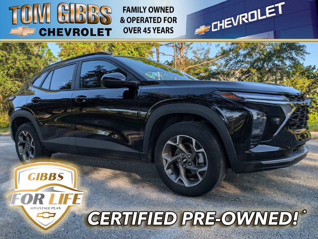 Used 2024 Chevrolet Trax LT w/ Driver Confidence Package FWD image 1