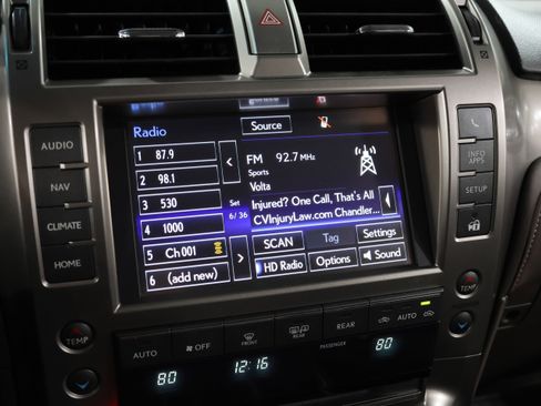 Used 2014 Lexus GX 460 image 24