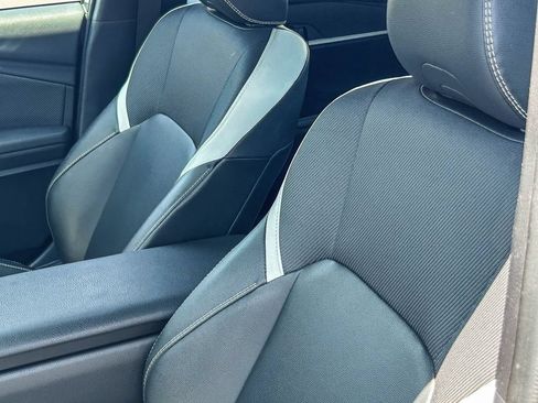 Used 2025 Toyota Camry SE FWD image 24