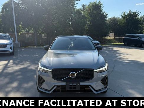 Certified 2024 Volvo XC60 B5 Plus w/ Climate Package AWD/4WD image 2