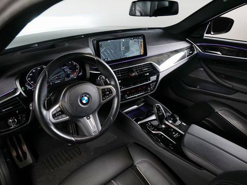 Used 2023 BMW M550i xDrive M550i xDrive w/ Executive Package image 4