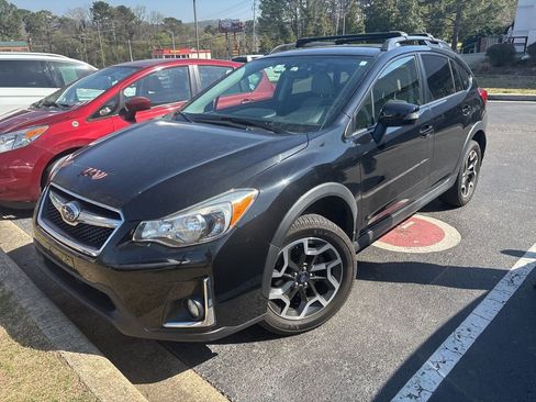Used 2017 Subaru Crosstrek 2.0i Limited w/ Popular Package #2 image 1