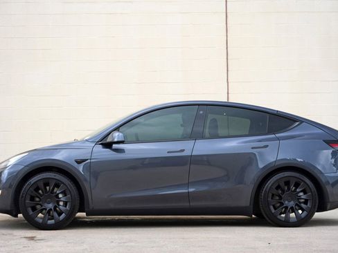 Used 2021 Tesla Model Y Long Range AWD/4WD image 8
