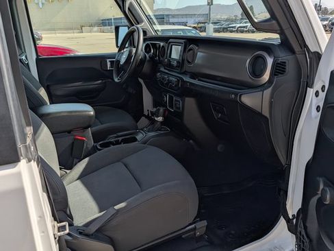 Used 2021 Jeep Wrangler Sport AWD/4WD image 9
