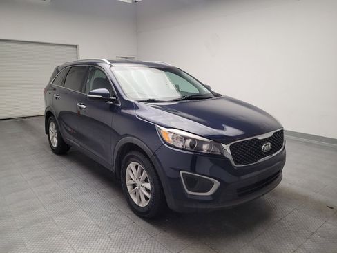 Used 2018 Kia Sorento FWD image 13
