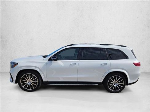 New 2026 Mercedes-Benz GLS 580 4MATIC image 8