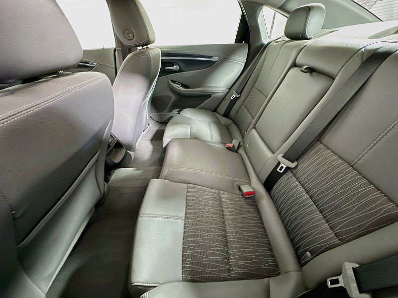 Used 2016 Chevrolet Impala LT w/ Convenience Package FWD image 21