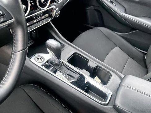 Certified 2025 Nissan Sentra SV w/ All-Weather Package image 15