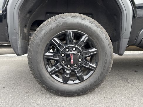 Used 2025 GMC Sierra 2500 AT4 w/ AT4 Premium Plus Package image 33