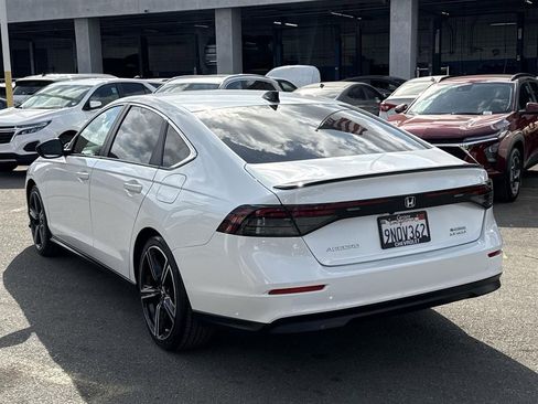 Used 2024 Honda Accord Sport image 5