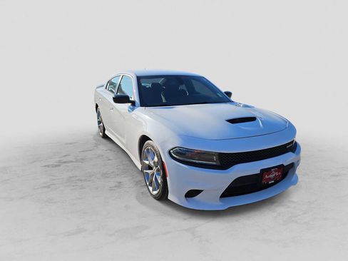 Used 2023 Dodge Charger GT image 2