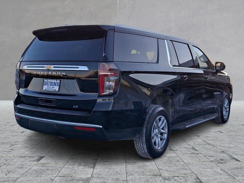 Used 2023 Chevrolet Suburban LT image 12