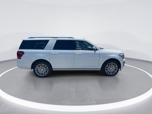 Certified 2023 Ford Expedition Max Platinum AWD/4WD image 8