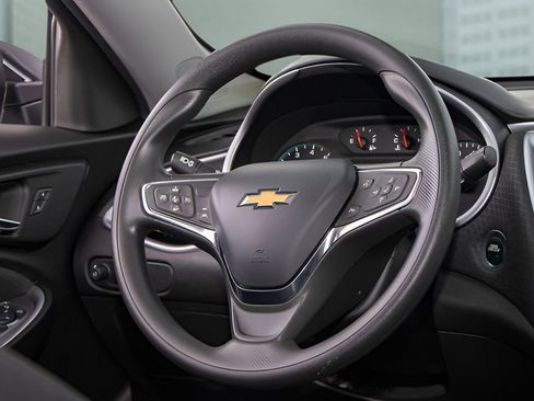 Used 2024 Chevrolet Malibu LS image 29