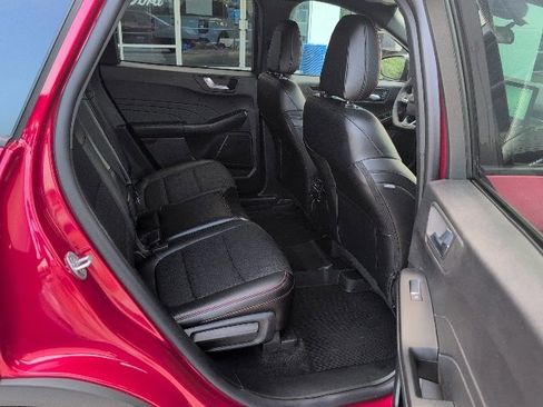 Used 2025 Ford Escape ST-Line w/ Equipment Group 301A image 15