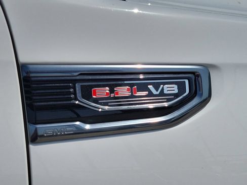 Used 2025 GMC Sierra 1500 AT4 AWD/4WD image 6