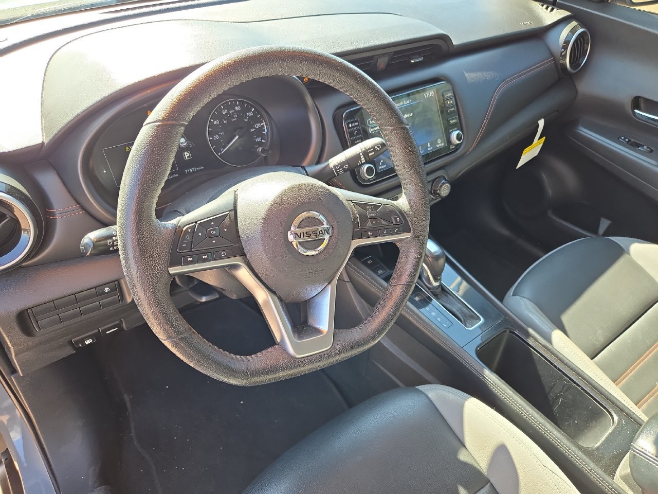 Used 2021 Nissan Kicks SR w/ SR Premium Package FWD image 11